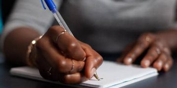 TABOUS AUTOUR DE LA MAIN GAUCHE AU BÉNIN, Être gauchère, une prédisposition naturelle mais difficile à assumer. Des génies sacrifiés sur l’autel de l’ignorance