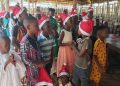 EN COLLABORATION AVEC LE CONSEILLER BASILE TCHIBOZO, La Padem-Bénin en Père Noël auprès des enfants des professionnels des médias