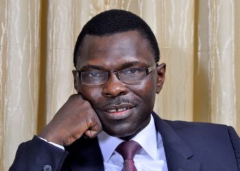 SORTI INDEMNE DE LA MALÉDICTION DES FAISEURS DE ROI, Professeur Djogbénou, le grand rescapé d&rsquo;une tragédie politique . Homéky, Boco, Ajavon, Azannaï dans le courant de l&rsquo;histoire