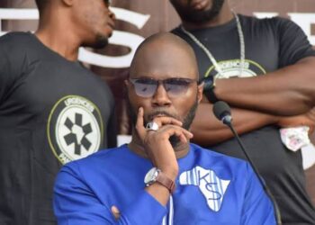 ARRÊTÉ EN AFRIQUE DU SUD, Kemi Seba en passe d&rsquo;être extradé à Cotonou‎